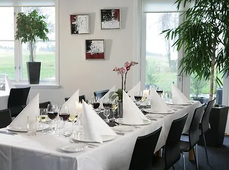 Onlysleep Oksebrovej Hotel 3*