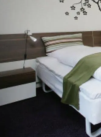 Onlysleep Oksebrovej מלון סלאגלסה